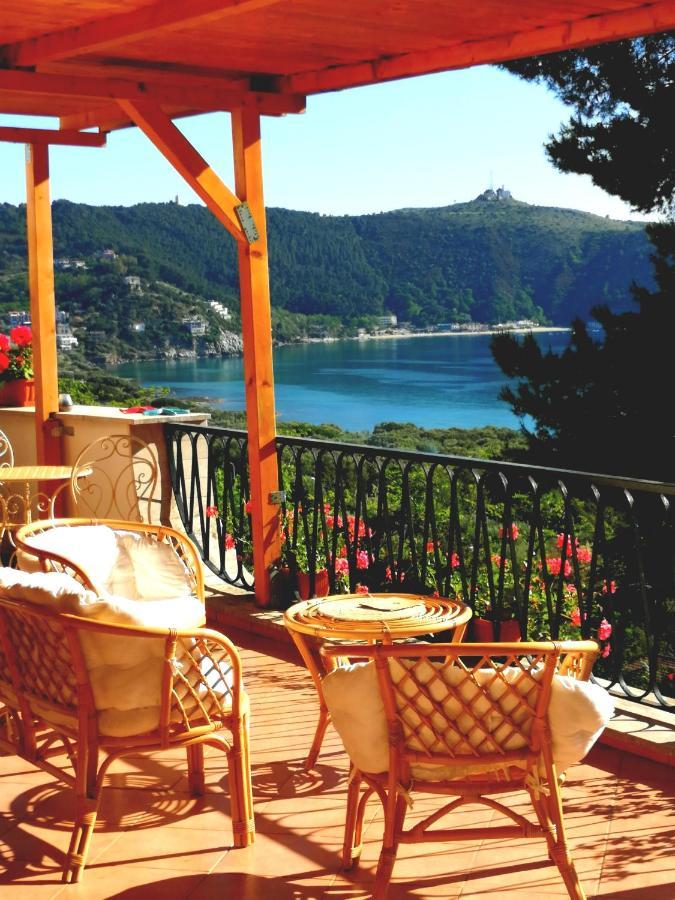 Il Sogno Di Vincenzo E Maria Bed & Breakfast Palinuro Bagian luar foto